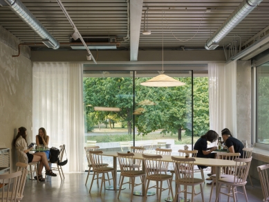 Bistro Ferdinand - foto: Alex Shoots Buildings