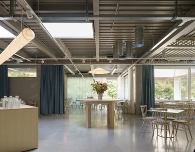 Bistro Ferdinand - foto: Alex Shoots Buildings