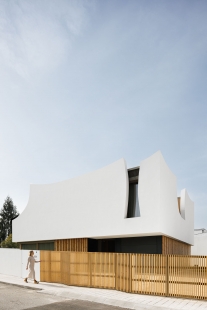 House Patios of Petals - foto: © Ivo Tavares Studio