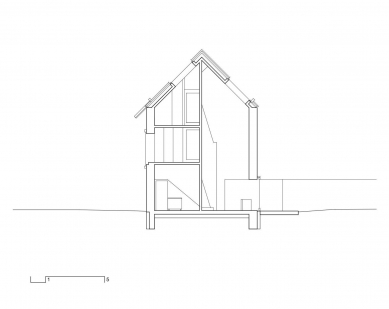 Dům v Badenu u Vídně - Příčný řez - foto: Balissat Kaçani