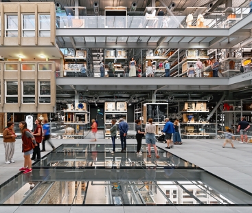 The V&A East Storehouse - foto: Petr Šmídek, 2025