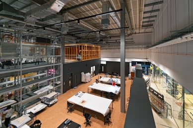 The V&A East Storehouse - foto: Petr Šmídek, 2025