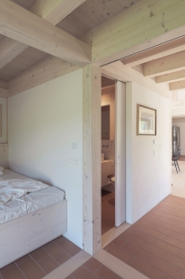 Dom v Dolnej Lehote - foto: Tomáš Krištek