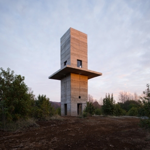 Věž Lama - foto: © Pezo von Ellrichshausen