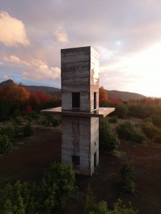 Věž Lama - foto: © Pezo von Ellrichshausen
