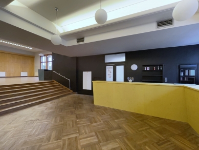 Nové bary a aktualizace barevnosti interiérů Domu kultury v Ústí nad Labem