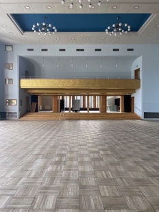 Nové bary a aktualizace barevnosti interiérů Domu kultury v Ústí nad Labem