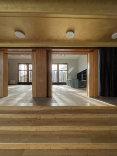 Nové bary a aktualizace barevnosti interiérů Domu kultury v Ústí nad Labem