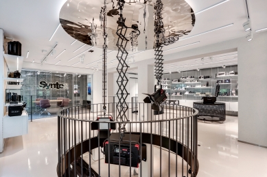 Showroom with filming equipment - foto: Vojtěch Homolka