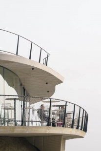 Enterprise - foto: Alex Shoots Buildings