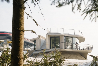 Enterprise - foto: Alex Shoots Buildings