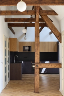 Reconstruction of a Writers’ Colony Villa - foto: Radek Úlehla