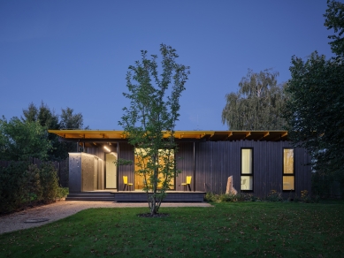 Bee House - foto: BoysPlayNice