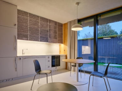 Bee House - foto: BoysPlayNice