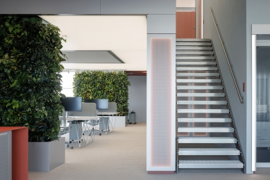 Blueriot - foto: Alex Shoots Buildings