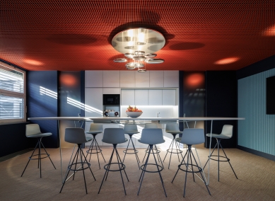 Blueriot - foto: Alex Shoots Buildings