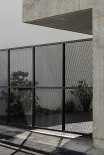 Dům u Rozbité skály - foto: © Ivo Tavares Studio