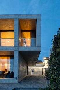 Dům u Rozbité skály - foto: © Ivo Tavares Studio