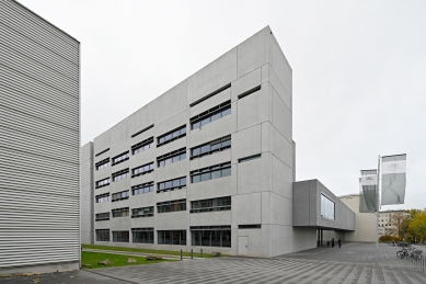 Research buildings of the Technical University of Saxony-Anhalt - foto: Petr Šmídek, 2025