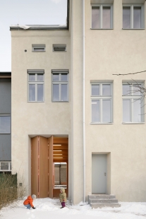 Knihovna v Červeném Kostelci - foto: Alex Shoots Buildings