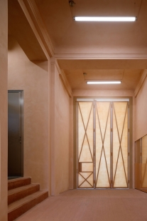 Knihovna v Červeném Kostelci - foto: Alex Shoots Buildings