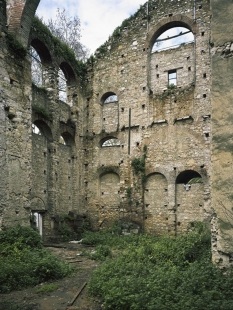 Rekonstrukce divadla Thalia - Fotografie ruiny - foto: Barbas Lopes Arquitectos