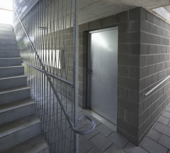 Apartment building Akcíz - foto: Tomáš Rasl