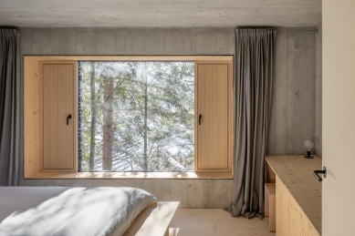 Twin alpine houses - foto: © Ana Skobe