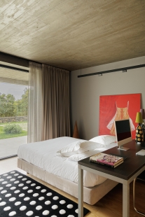 House CR - foto: © Ivo Tavares Studio