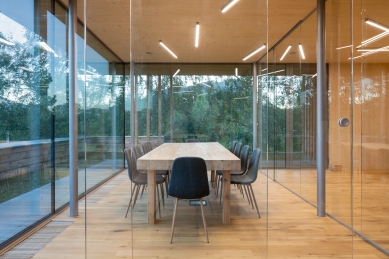 Extension of the headquarters of VSF Novotný in Trojanovice - foto: Studio Toast