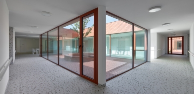 Domov seniorů v Novém Bydžově - foto: Filip Šlapal