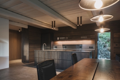 Cottage on the hillside - foto: Petr Polák