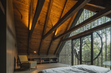 Cottage on the hillside - foto: Petr Polák