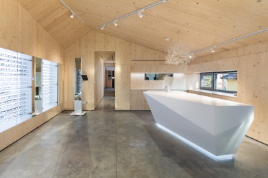 <translation>Pavillon of optical optics in Kopřivnice</translation> - foto: Studio Toast
