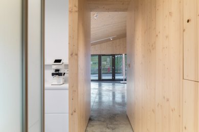 <translation>Pavillon of optical optics in Kopřivnice</translation> - foto: Studio Toast