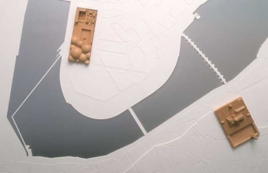 Cordoba Congress Center - soutěžní projekt  - Rafael Moneo - model soutěžního projektu