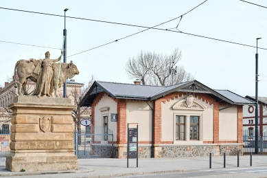 papelote v Holešovické tržnici - foto: Jan Kolský