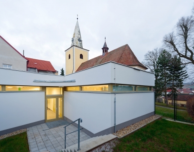 Addition to the Primary School in Veverské Knínice - foto: NEW WORK