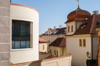 Apartment building with gallery - foto: Tomáš Souček