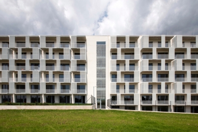 Apartment Building Panorama South - foto: Pavel Barták
