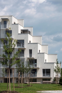 Apartment Building Panorama South - foto: Pavel Barták
