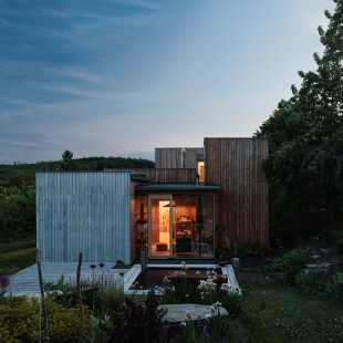 Family house with an atelier and a conservatory - foto: Viola Hertelová