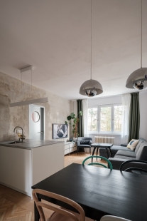 Panel apartment with exposed concrete - foto: Dalibor Hoffmeister