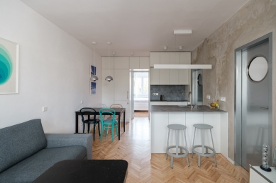 Panel apartment with exposed concrete - foto: Dalibor Hoffmeister