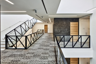 Administrative Building Era - foto: Peter Fabo