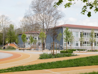 Reconstruction of the School Campus of Primary School with Kindergarten K. Mahra Trnava - foto: Matej Hakár