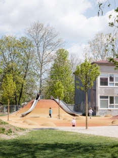 Reconstruction of the School Campus of Primary School with Kindergarten K. Mahra Trnava - foto: Matej Hakár