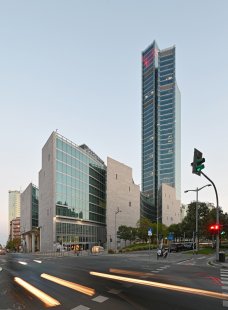 Palazzo Lombardia  - foto: Petr Šmídek, 2021