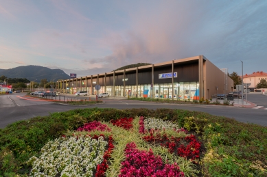 Retail park Ružomberok - foto: Peter Čintalan