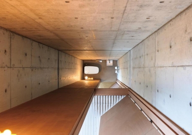 Hotel A&A  - foto: Kenichi Suzuki, Shinkenchiku-Sha